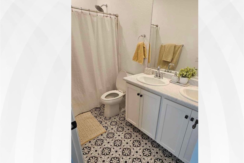 Building Photo - 1111 Alamar Blvd