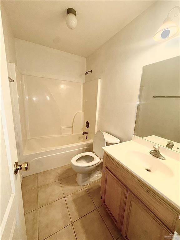 Building Photo - 2512 Salvatierra Dr