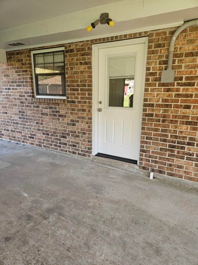 Building Photo - 1128 S Shireview Cir