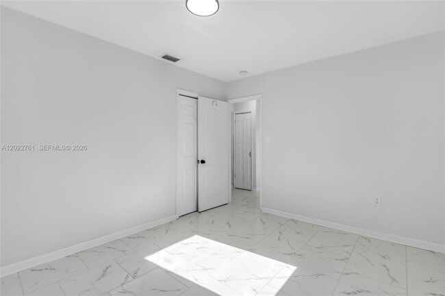 Building Photo - 6312 SW 19th St