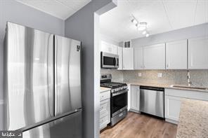 Building Photo - 9201 New Hampshire Ave