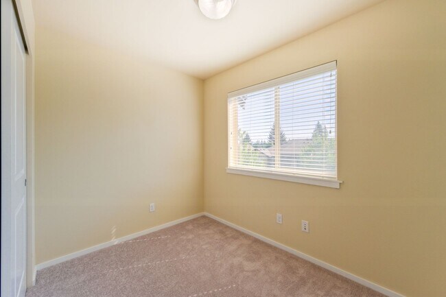 Building Photo - 3Bd Bothell Home!