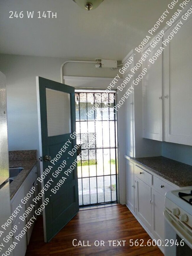 Building Photo - 246 W 14Th-