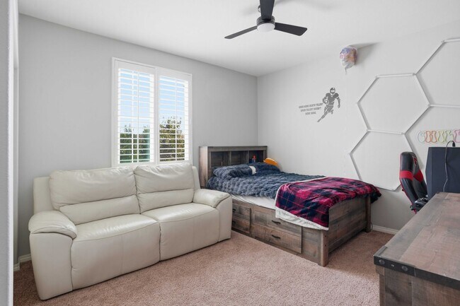 Building Photo - Highly Sought-After Next Gen Home with Private Downstairs Suite in Gated Valencia Community