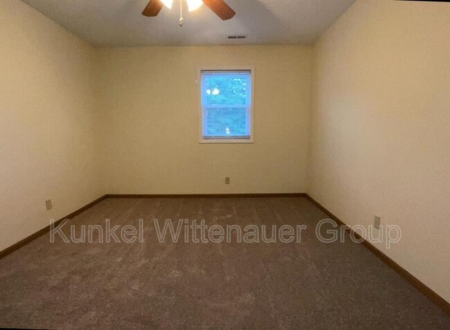 Building Photo - 1811 Jamestown Rd