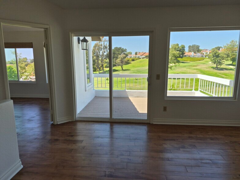 Building Photo - 4962 Corinthia Way