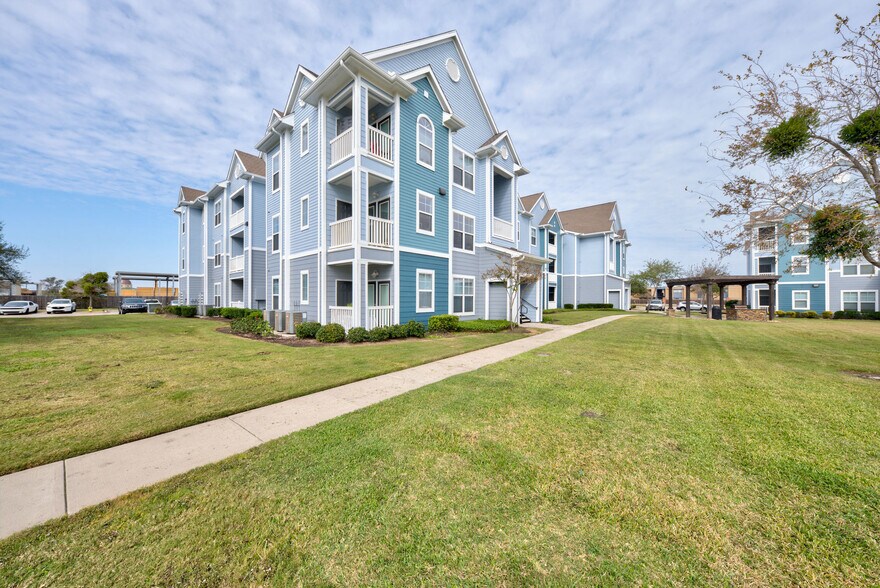 South Bay 1701 Ennis Joslin Rd Corpus Christi TX 78412 Apartment Finder