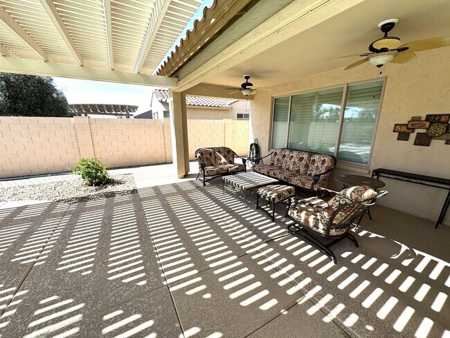 Building Photo - PebbleCreek 2 Bed/2.5 Bath Furnished Home - Resort-Style Living at Its Best!