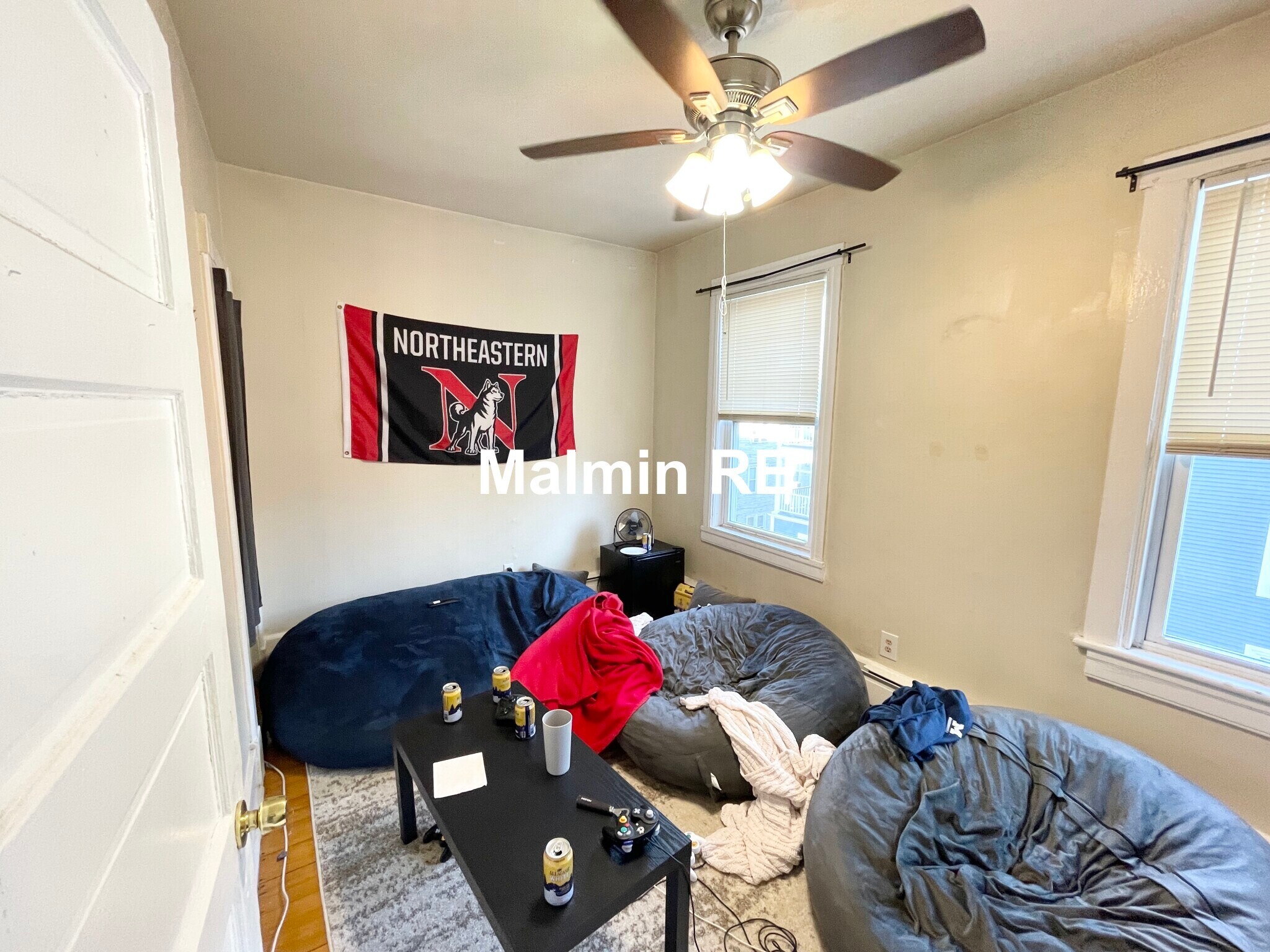 Building Photo - 19 Sachem St