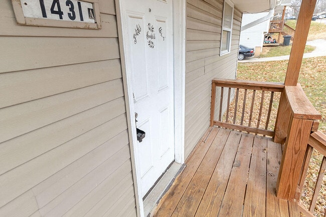 Building Photo - 1431 N Dawn Dr