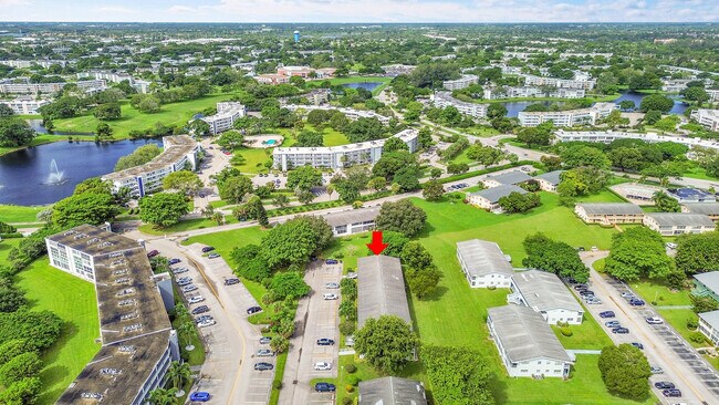 Building Photo - 154 Upminster G