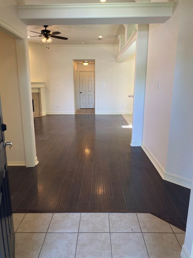 Building Photo - **BEAUTIFUL WESTCHESTER PARK HOME**