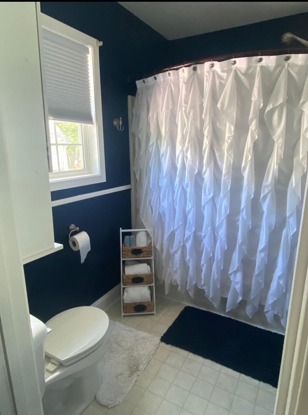 master bathroom 2 - 25 Mill Stone Dr