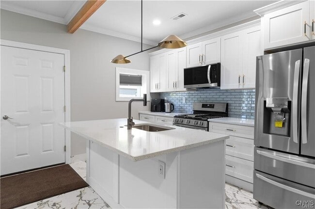 Building Photo - 238 Oriskany Blvd