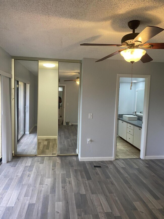 Building Photo - 113 Heritage Way