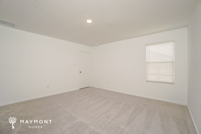 Building Photo - 2424 Shady Grv