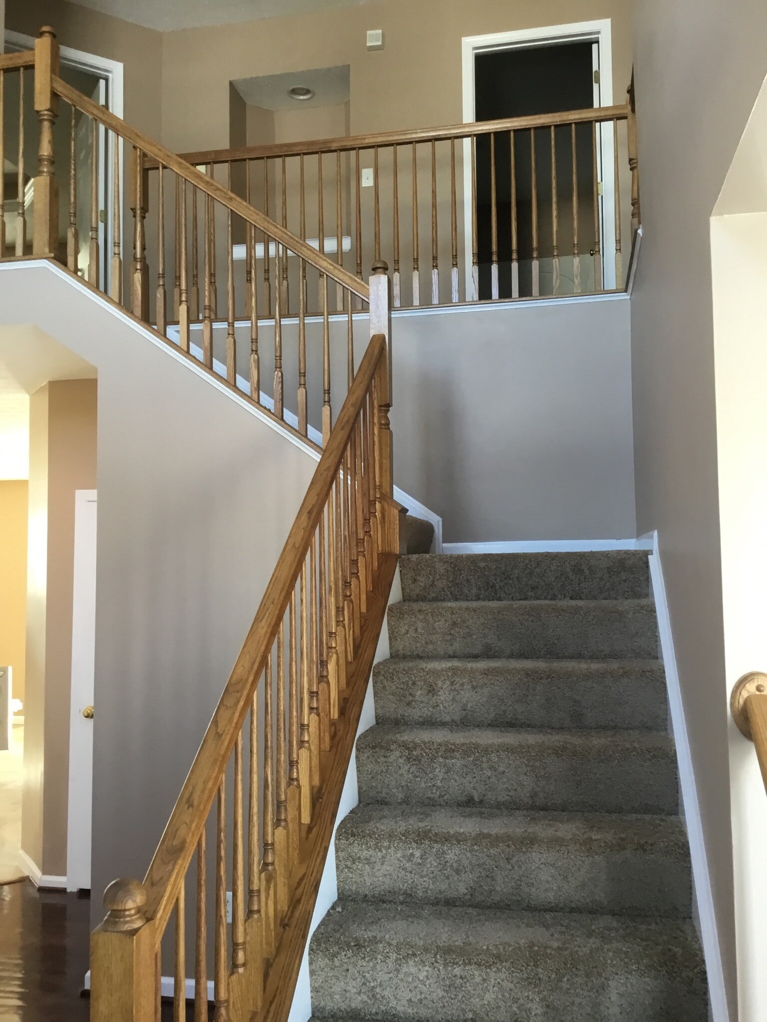 Building Photo - 5573 Woodmansee Way