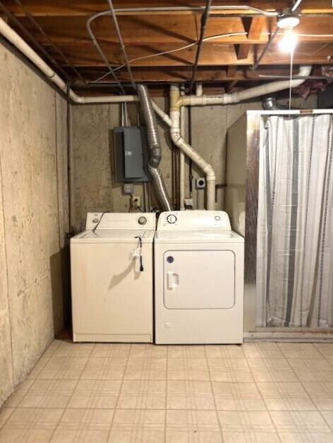 Building Photo - 117 Colonial Pkwy