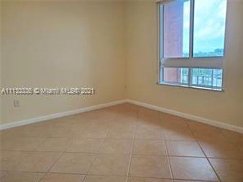 Building Photo - 7355 SW 89th St