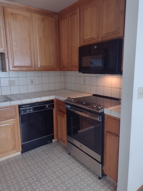 Building Photo - 1248 Valerian Ct