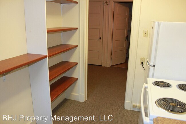 Building Photo - 40 E Works St