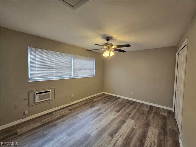 Building Photo - 1314 SE 40th Terrace