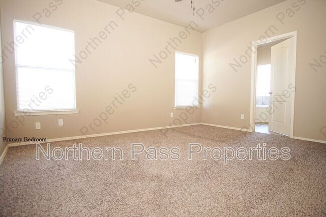 Building Photo - 12945 Hueco Hill Dr