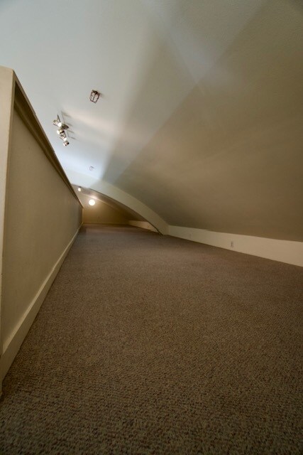 Building Photo - 80 Vine St