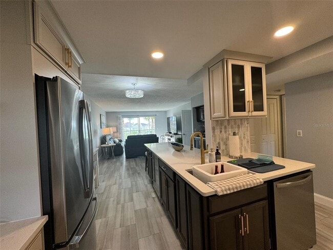 Building Photo - 5537 Sea Forest Dr