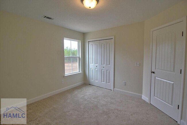 Building Photo - 149 W Franklin St