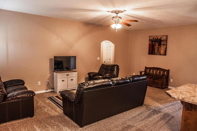 Building Photo - Home with a Den in Washington Fields