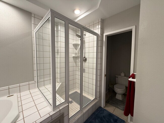 Building Photo - 1709 S Perry Ct