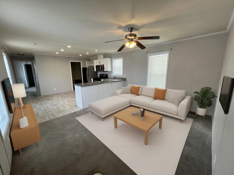 Building Photo - 94 Belmar St