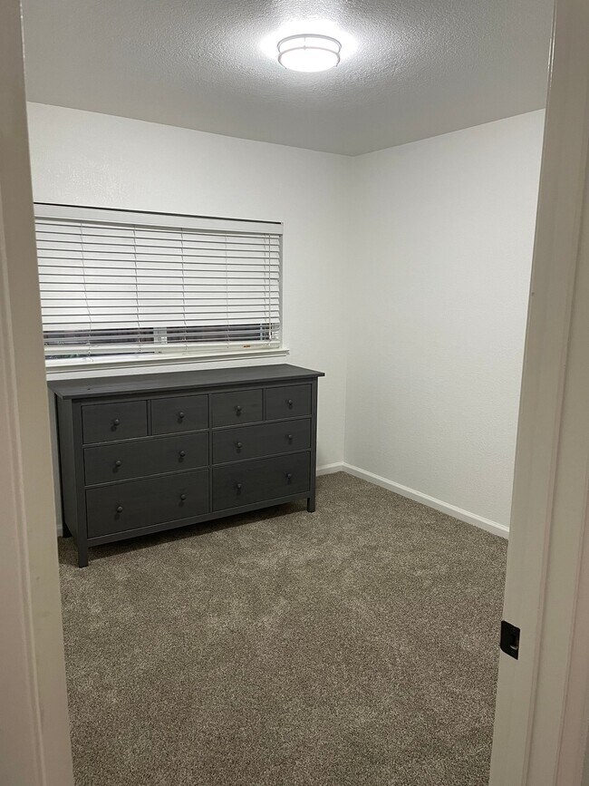 Building Photo - 8765 Brigham Way
