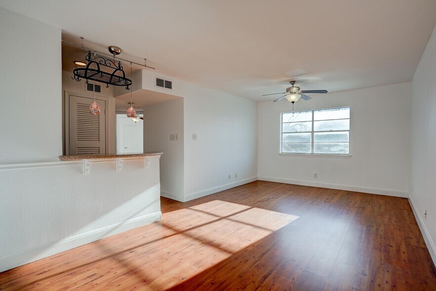 Kitchen, living area - 4306 Avenue A