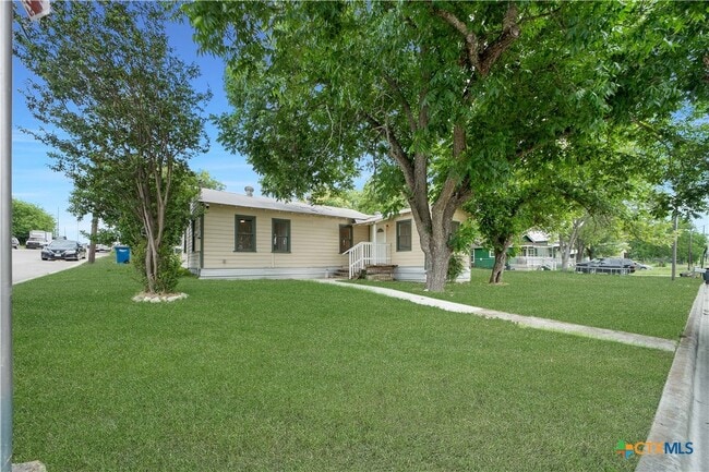 Building Photo - 414 Orange Ave