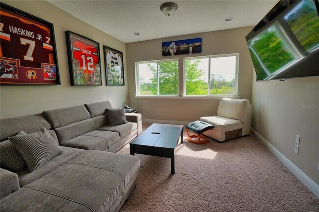 Building Photo - 594 Windy Pne Wy