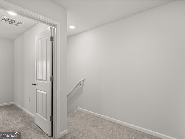 Building Photo - 6741 Leigh St