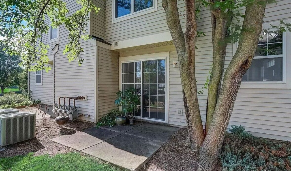 Building Photo - 2851 Holborn Cir