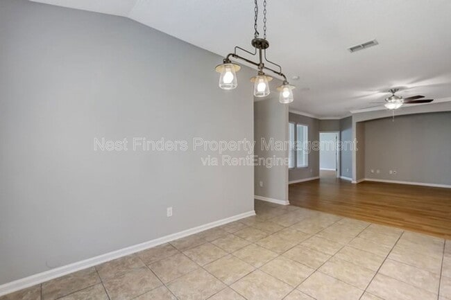 Building Photo - 412 Chattan Way