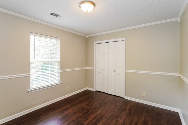 Building Photo - 134 Homestead Pl