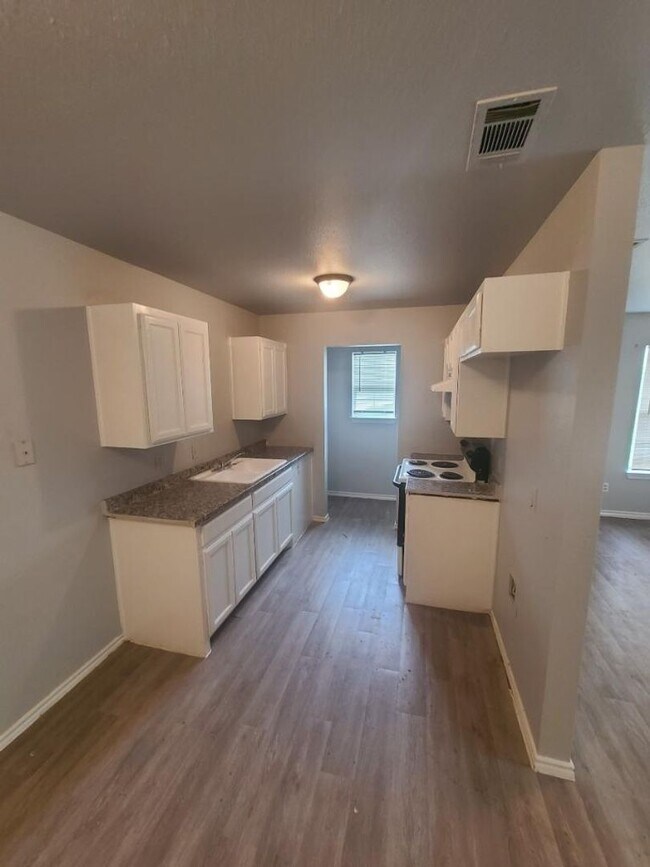 Building Photo - 1516 Barron Ln