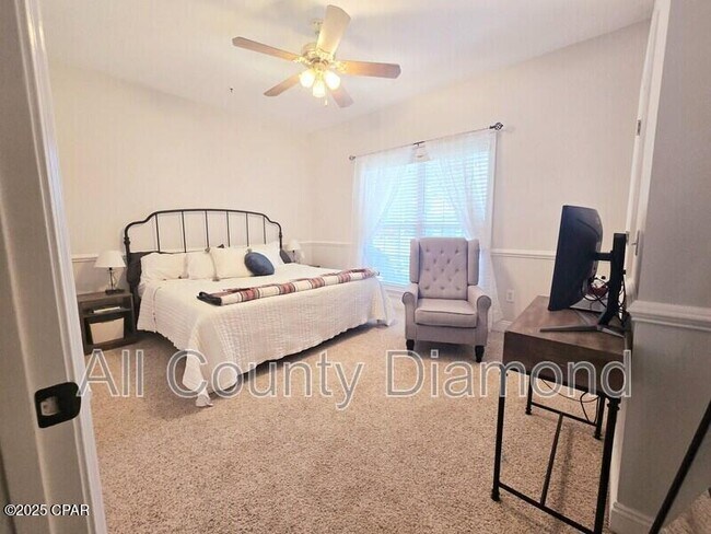 Building Photo - 12207 Lyndell Plantation Dr