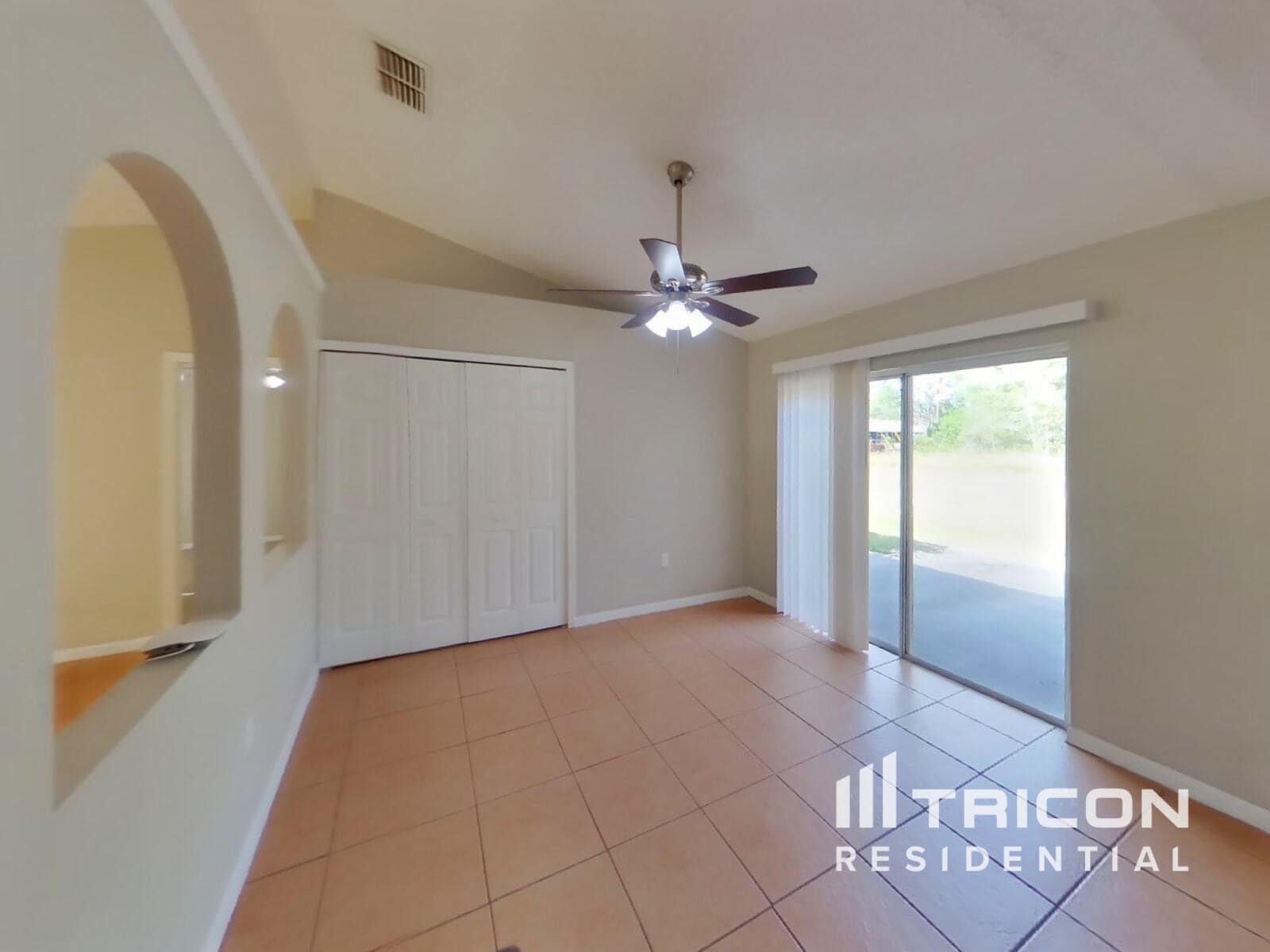 Building Photo - 11357 Pickford St