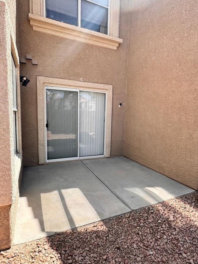 Building Photo - Charming 2BR Townhome in Las Vegas