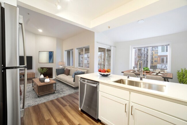 Interior Photo - Samara Redmond