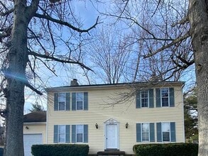 Building Photo - 2937 N Mill Ave
