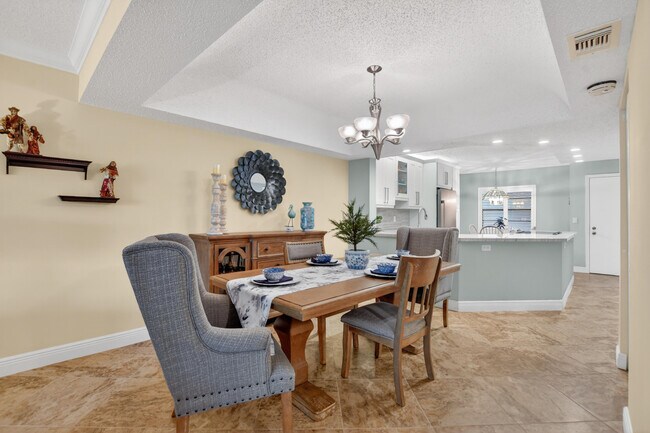 Building Photo - 23345 Carolwood Ln