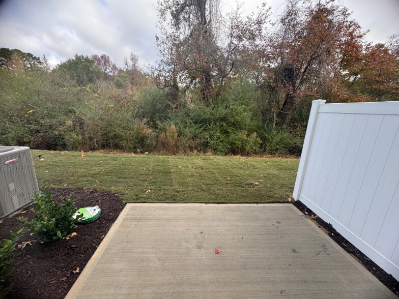 Building Photo - 287 Peebles Dr
