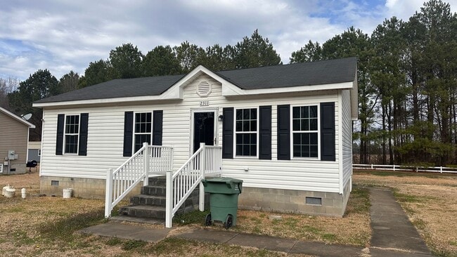 Building Photo - RENTAL HOME 3BD/2BTH
